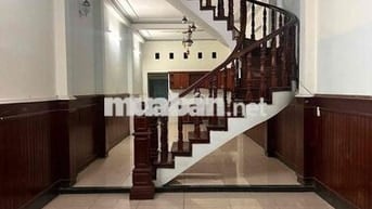 cho thuê nhà 1 trệt 1 lầu gần hội trường Đông Hoà Dĩ an