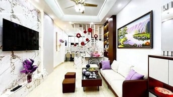 Bán nhà Cổ Nhuế, Bắc Từ Liêm, hiện đại, Thoáng sáng, Ô tô gần, Nt đẹp