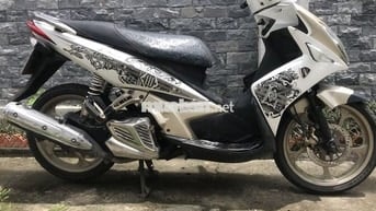 Yamaha novo 4 màu trắng biển số tphcm