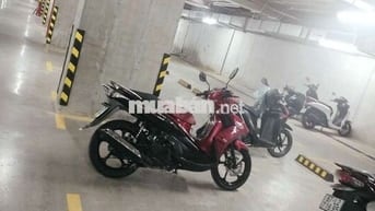 Xe novo 6 màu đỏ đen.