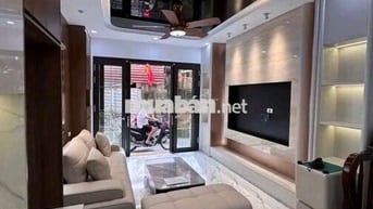 Hồ Tùng Mậu - 36m2 nở hậu - 5 tầng đẹp lung linh giữa phố chỉ 8 tỷ