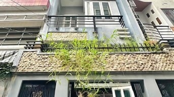 GIÁP QUẬN 10, HẺM 373 LÝ THƯỜNG KIỆT, 71M2(4x18), 4 TẦNG, HẺM Ô TÔ