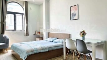 STUDIO FULL NỘI THẤT, CỬA SỔ TRỜI, NHÀ MẶT TIỀN GẦN NGÃ TƯ HÀNG XANH
