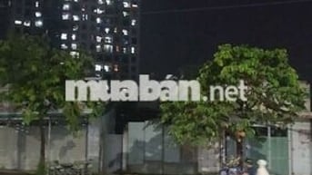 🏠 Bán nhà 2 tầng đường DT 743 – Chợ Dĩ An, Bình Dương