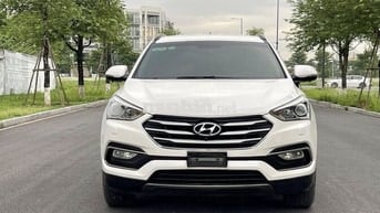 Hyundai SantaFe 2019 tiêu chuẩn 2.4L - 54,000 km.