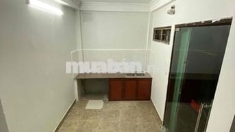 Chính chủ cho thuê nhà riêng 18m x 4 tầng đầy đủ tiện nghi