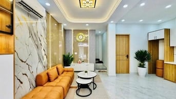 Nhà Võ Duy Ninh giáp quận 1 giá 3tỷ740, 55m2 gần trường học HXH SHR