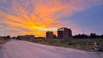 Bán nhà 4 tầng mới hoàn công, Thủ Đức