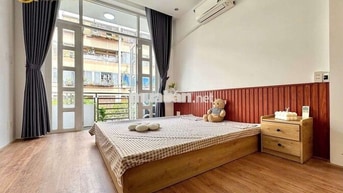 Căn hộ full nội thất ban công thoáng mát Trần Quang Khải Quận 1