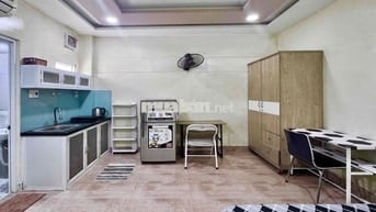 (ảnh thật 100%) Căn hộ full nội thất rộng giá cực rẻ Phan Xích Long