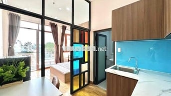 STUDIO BAN CÔNG CỬA SỔ THOÁNG SIÊU ĐẸP MỚI NGUYÊN RỘNG RÃI THOÁNG