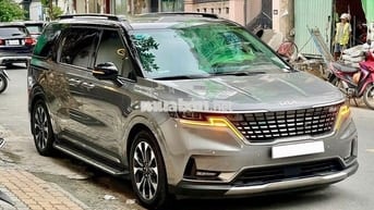Kia Carnival 2.2D Signature 2024 - Chỉ 8000km