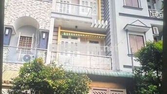 Nhà DQH mới đẹp hẻm xe hơi đậu cửa 5pn 4wc thích hợp làm VPCT