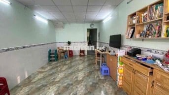 NHÀ 2 TẦNG 76.6m2, XE HƠI ĐẬU CỬA, GẦN MẶT TIỀN