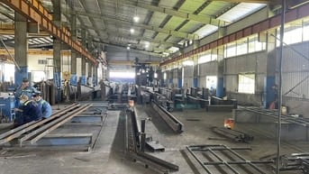 Bán kho xưởng 2.000m2 trong KCN Thịnh Phát , Long An , Giá bán : 50 tỷ