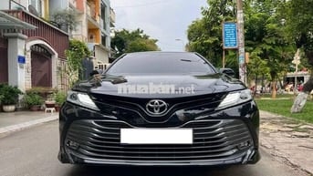 Toyota Camry 2021 2.5Q - Lướt 19,000 km cọp zin.
