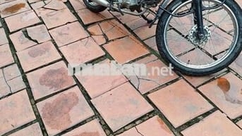 Xe máy Honda 67 màu đen số sàn
