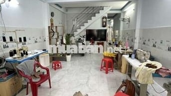HẺM XE HƠI THÔNG ĐƯỜNG NGUYỄN VĂN QUÁ. Q12
.
DT. 4.2*18M. CHỈ 4.49 TỶ