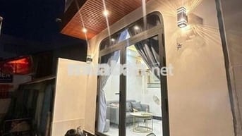 BÁN NHÀ TRUNG TÂM NINH KIỀU – FULL TIỆN NGHI, VỀ Ở NGAY