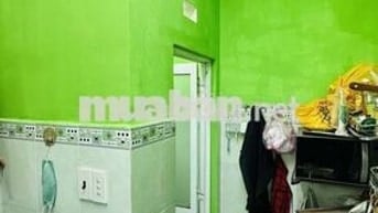Nguyen van quá nhà 20m2 tret lung 2pn nhà còn mới chac chan 2tỷ7 tl