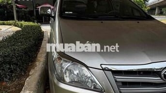 Toyota Innova 2014 E - 10 vạn km