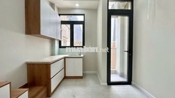 CĂN HỘ QUẬN 10 – FULL NỘI THẤT – MÁY GIẶT RIÊNG – CỬA SỔ SIÊU THOÁNG
