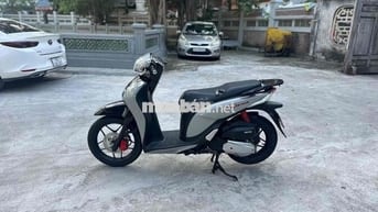 Honda Click Thái 2020 phiên bản mới có ưu nhược điểm gì? Sh mode 2017 máy zin , lốp zin cả đôi , 2 khiển