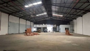 Xưởng QL 13 Thuận An 1000m² PCCC Tự động sẵn Văn phòng đường cont