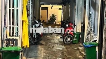 cho thuê nhà nguyên căn hẻm văn cao 56m 2PN giá 8tr
