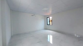 Cho thuê nhà mặt ngõ 12 Đại La