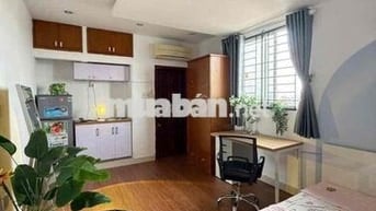 STUDIO CỬA SỔ TRỜI NGAY IUH FULL NỘI THẤT