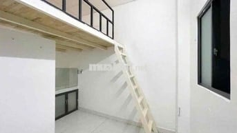 PHÒNG TRỌ CÓ GÁC gần LOTTE TÂN QUY QUẬN 7 - thang máy, máy giặt chung