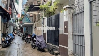 Giáp Phú Nhuận hẻm 5m - Nhà 3 tầng - Diện tích 86 m² - 9 PN - Chỉ 9tỷ