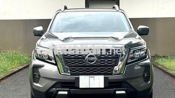 Nissan Navara 2021 VL 2.5 AT 2WD - 37000 km