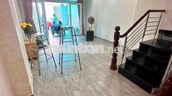 Nhà 3 lầu 4 x 16 Tân Cảng. P25 nhà mới 26 Triệu xe hơi đâu đỗ