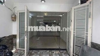 Cho thuê nhà mặt tiền Tam Đảo P15 Q10 4,5x25m 3T 32tr