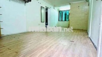 F0! Bán nhà tập thể Bách Khoa, 70m, tầng 2, 2PN2WC, oto đỗ cầu thang