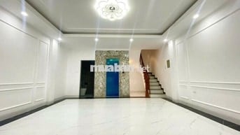 SIÊU PHẨM KHUẤT DUY TIẾN  OTO THÔNG SÀN THANG MÁY NHẬP KHẨU SỊN SÒ