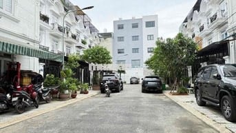 NHÀ PHỐ VIP _SẴN 5 MÁY LẠNH _SÂN XE HƠI _TÔ NGỌC VÂN