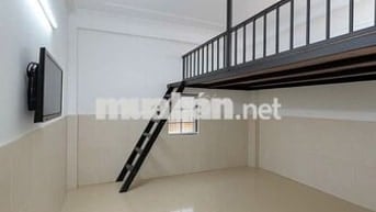 phòng mặt tiền Nguyễn Văn Khối siêu rộng có máy lạnh thang máy giá rẻ