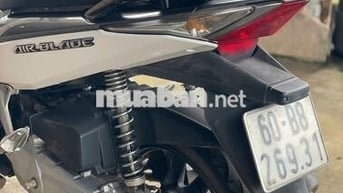 Xe máy Honda Air Blade 2011 màu trắng