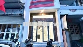 🆘CHO THUÊ NGUYÊN CĂN MẶT TIỀN DƯƠNG QUÃNG HÀM🆘4,5X15M 3 TẦNG-NHÀ MỚI