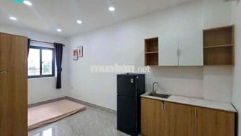 CHDV CỬA SỔ ĐẦY ĐỦ TIỆN NGHI GẦN TRUNG TÂM Q8 - CẦU NGUYỄN VĂN CỪ