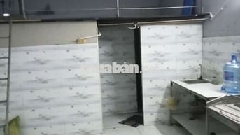 Cho thuê phòng  rộng  ở 4 người hoặc giá đình gần bến xe , cầu vưotj