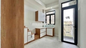 Cho Thuê Căn Hộ Gác Balcon 30m2 Thang Máy Full New Ngay Trung Tâm Q10
