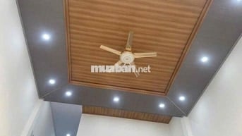 cho thuê nhà mới gần chợ Thiếc