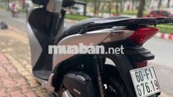 Xe máy Honda SH 125 đời 2015 màu bạc