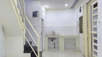 Q10- HẺM 1 SẸC NGUYỄN CHÍ THANH- 3 TẦNG-2 PHÒNG NGỦ-NHỈNH 4 TỶ