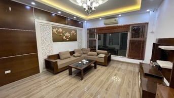 Chính chủ cho thuê nhà 7 Tầng,Thang Máy tại: Dương Khuê,Mai Dịch,CG