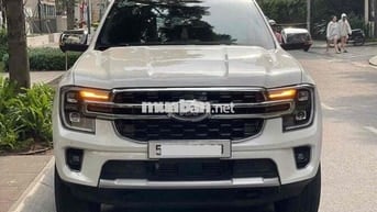 Ford Everest 2024 Titanium+ 2.0 AT 4x4 - 12000 km